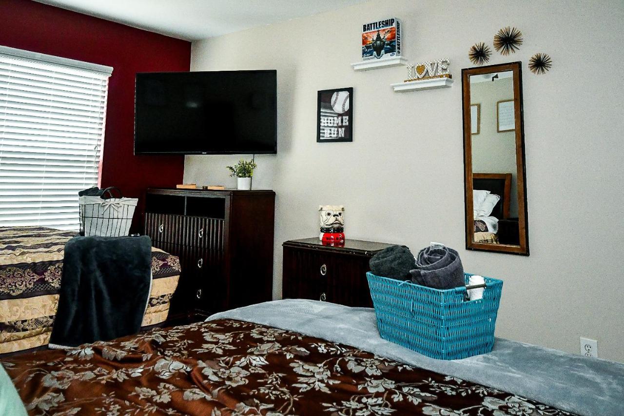4 - Bed Home With Cali King Bed, 12 Mins To Dtwn Atlanta Dış mekan fotoğraf
