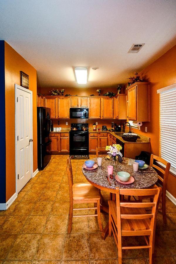 4 - Bed Home With Cali King Bed, 12 Mins To Dtwn Atlanta Dış mekan fotoğraf