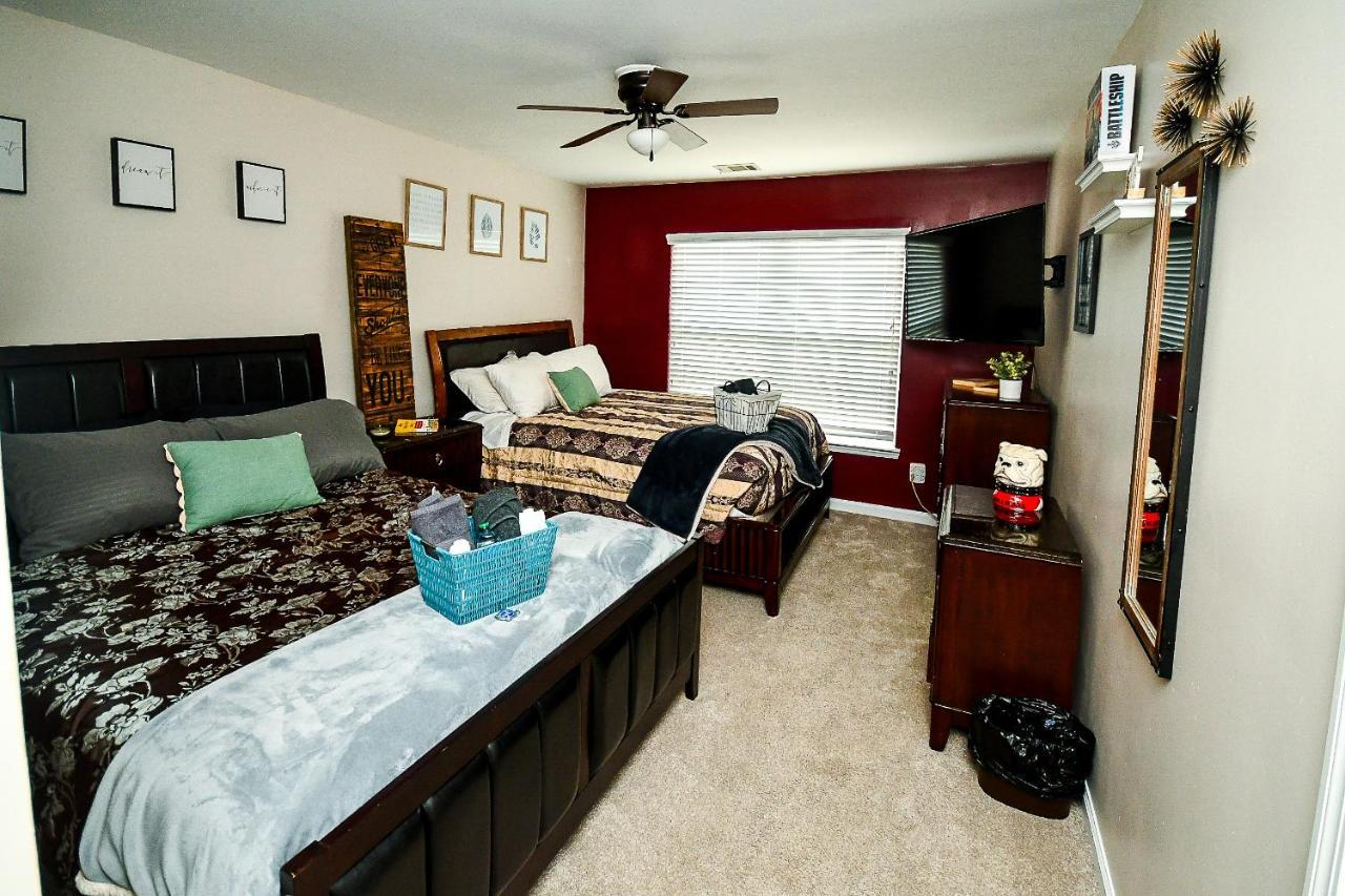 4 - Bed Home With Cali King Bed, 12 Mins To Dtwn Atlanta Dış mekan fotoğraf