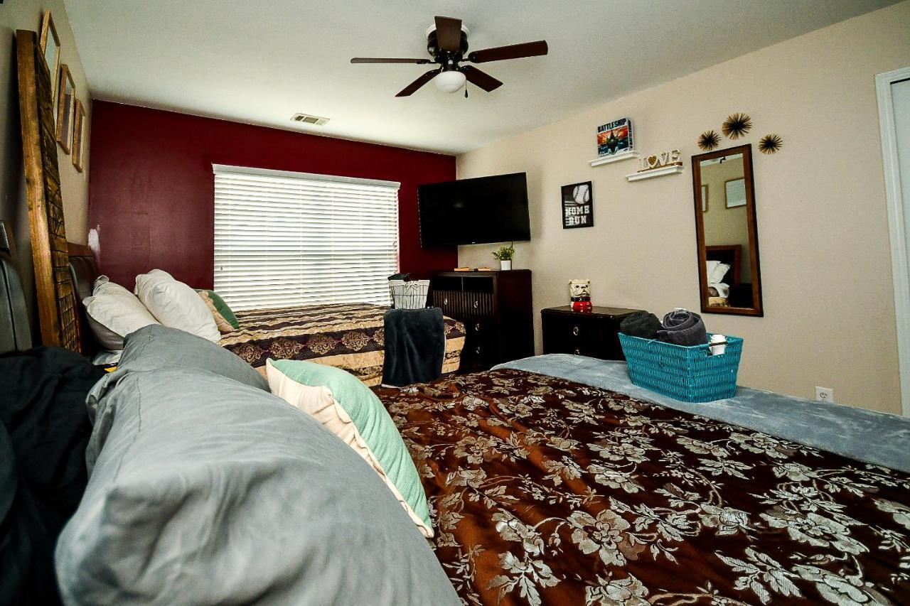 4 - Bed Home With Cali King Bed, 12 Mins To Dtwn Atlanta Dış mekan fotoğraf