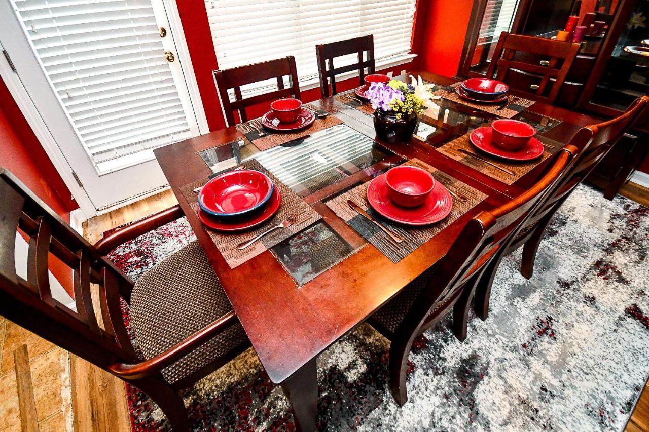 4 - Bed Home With Cali King Bed, 12 Mins To Dtwn Atlanta Dış mekan fotoğraf